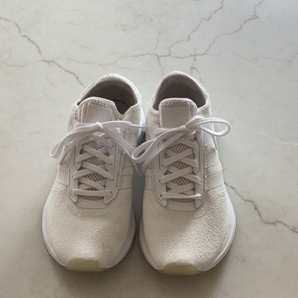 Minimalist White Lace-Up Sneakers